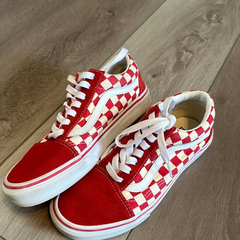 Used in decent condition. Wore few times.